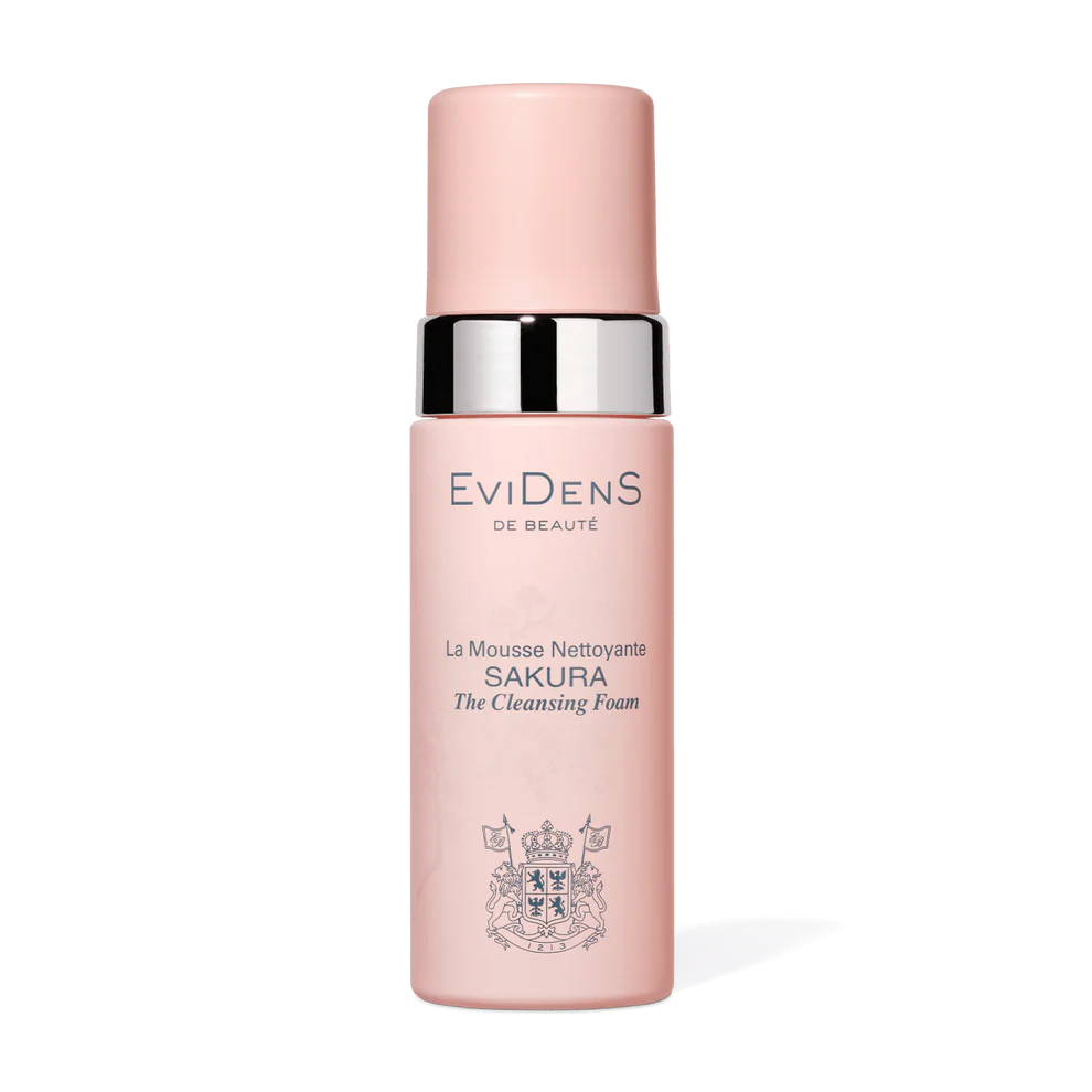 The Sakura Cleansing Foam  (La Espuma Purificante Sakura)
